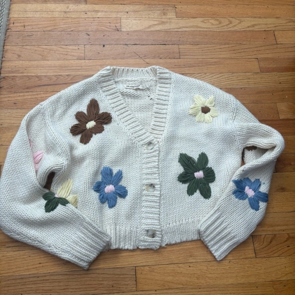 Blank NYC Floral Crop Cardigan Size Medium